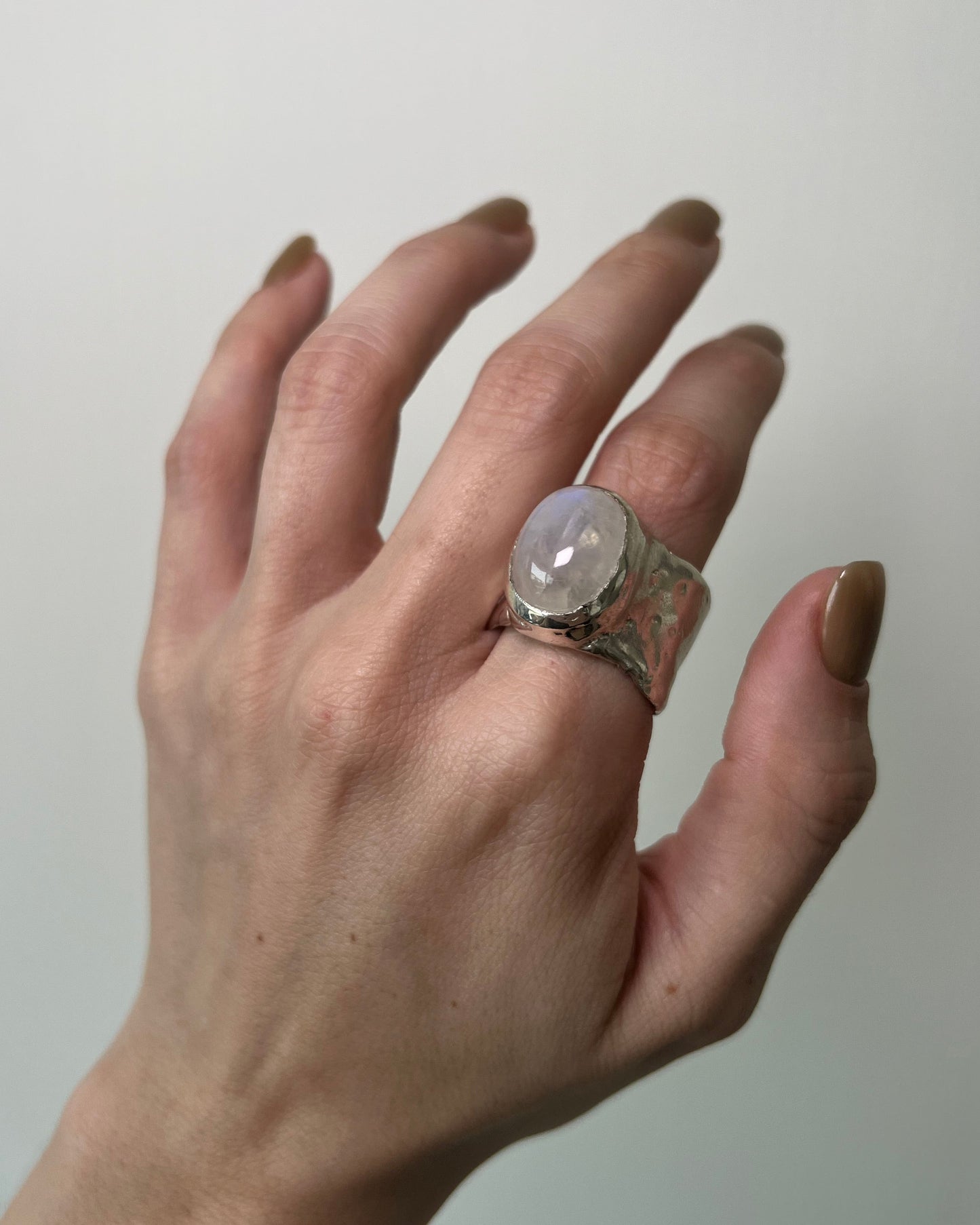 Moonstone Chunky