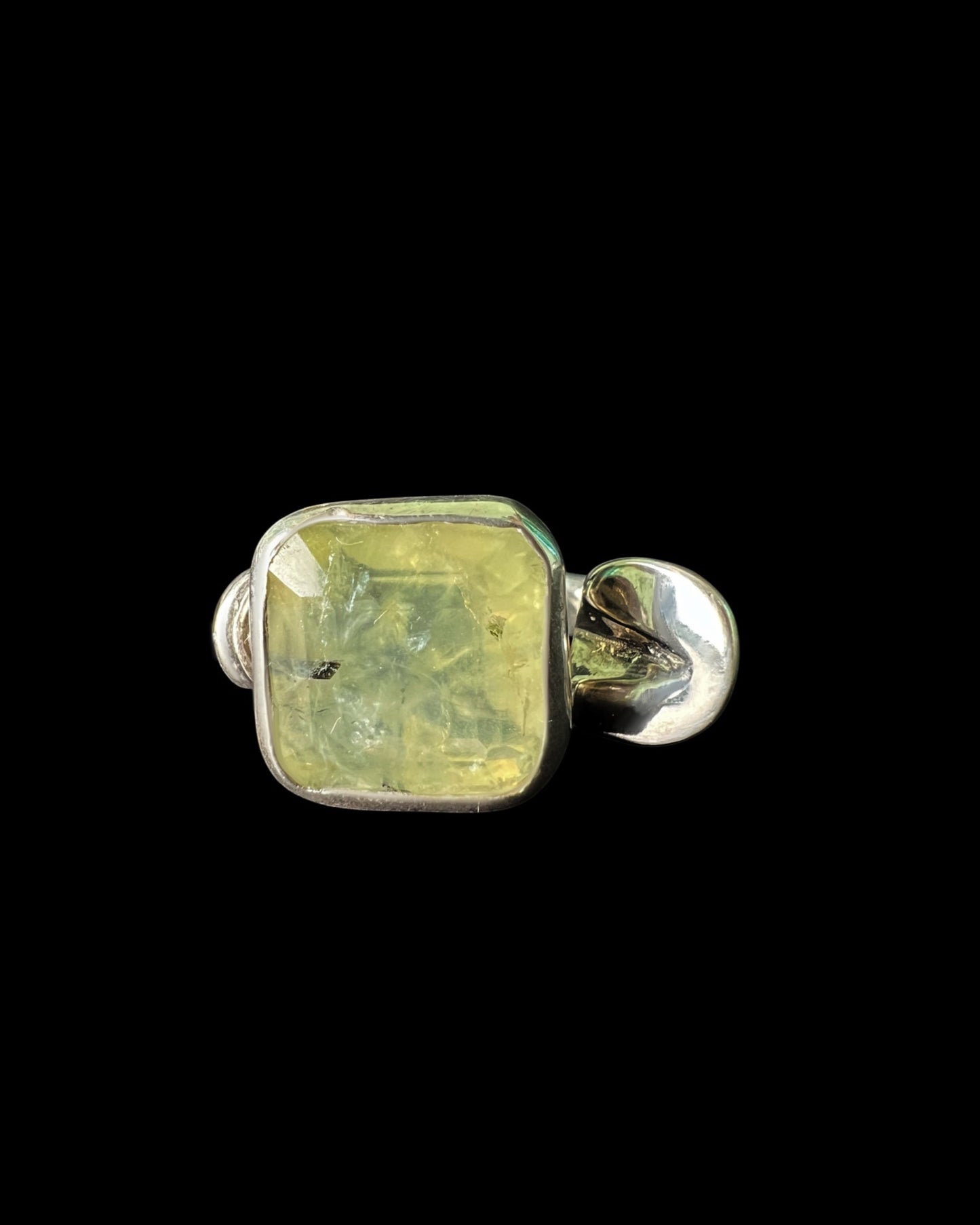 Prehnite Pinky Ring Horse Hoof
