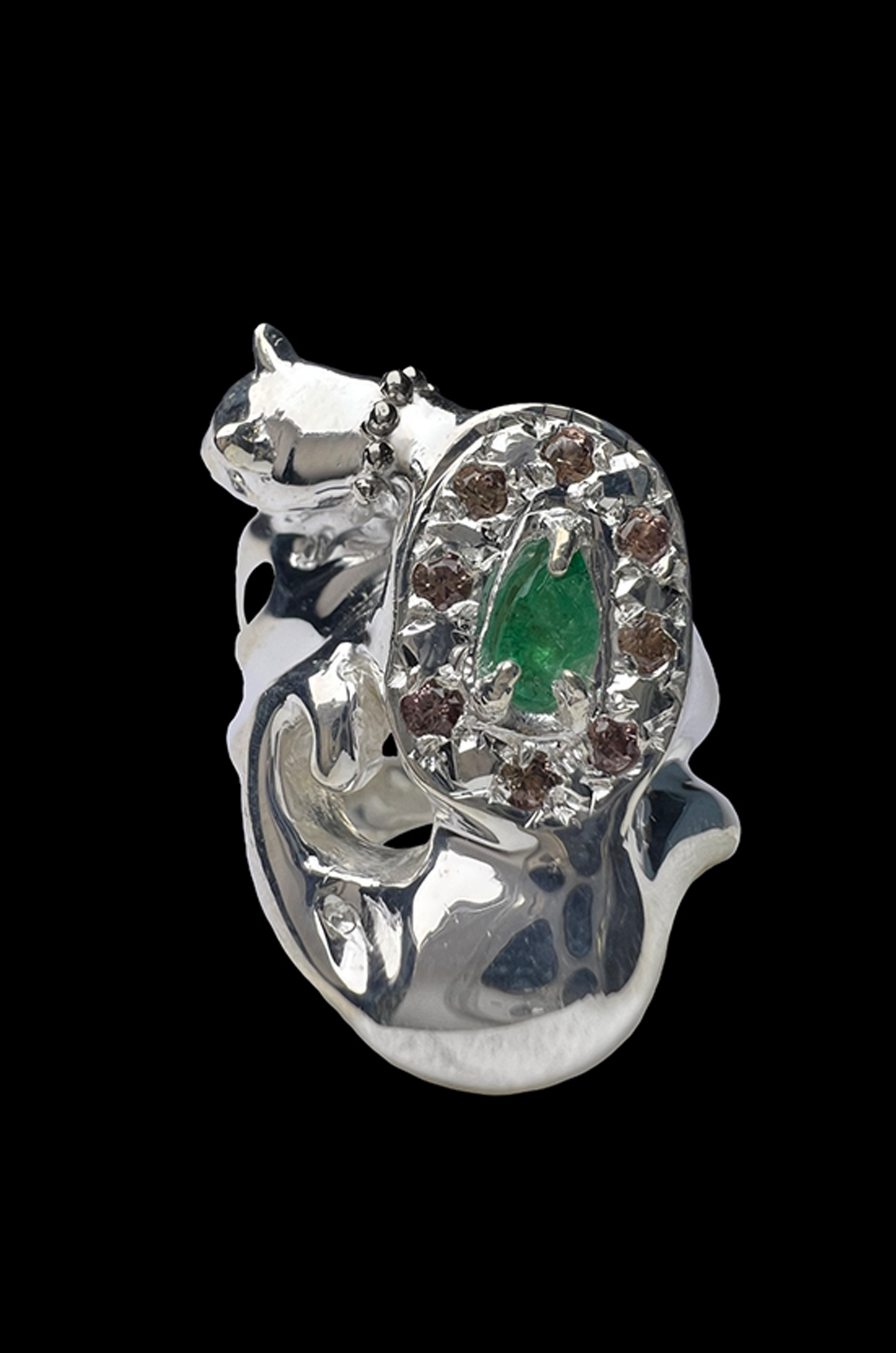 Jaguar with the Pearl Necklace